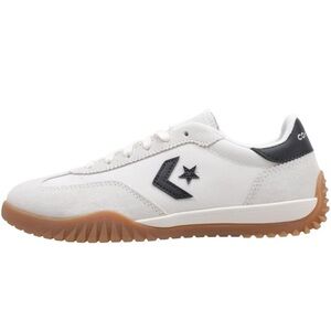 Converse Women's Run Star Trainer Sneakers White Size 8 New with tags and box